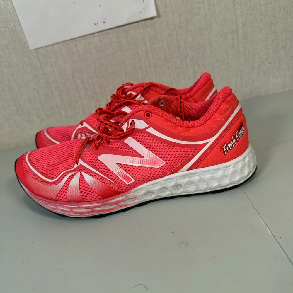New Balance Training Sneakers Women's‎ Size 7.5 Fresh Foam WX822CB2